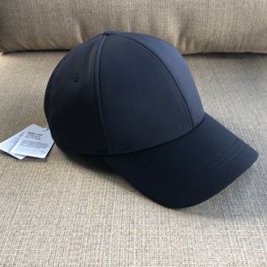 Lululemon baller hat